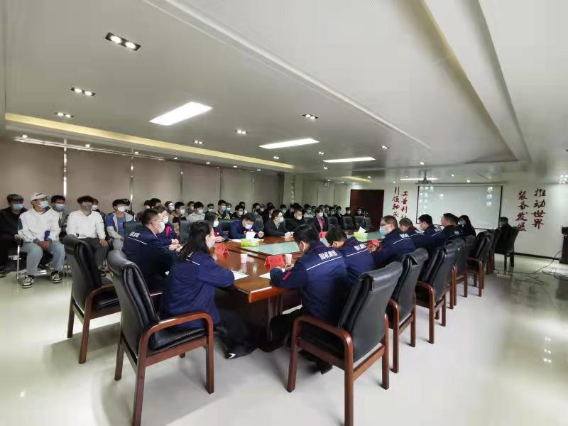 三门峡职业手艺学院37名顶岗实习在校生顺遂到岗-洛阳轴承