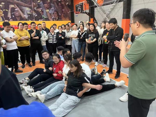 迎五一 弘扬五四精神 争做时代先锋——细密轴承制造部分会举行职工意见意义运动会-洛阳轴承