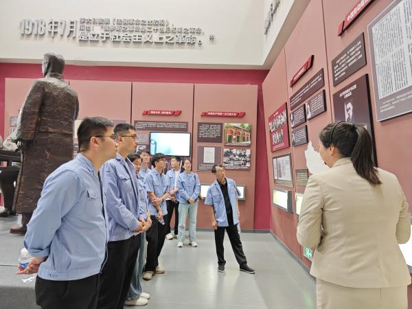 轴研所组织青年干部员工旅行中共洛阳组降生地纪念馆-洛阳轴承